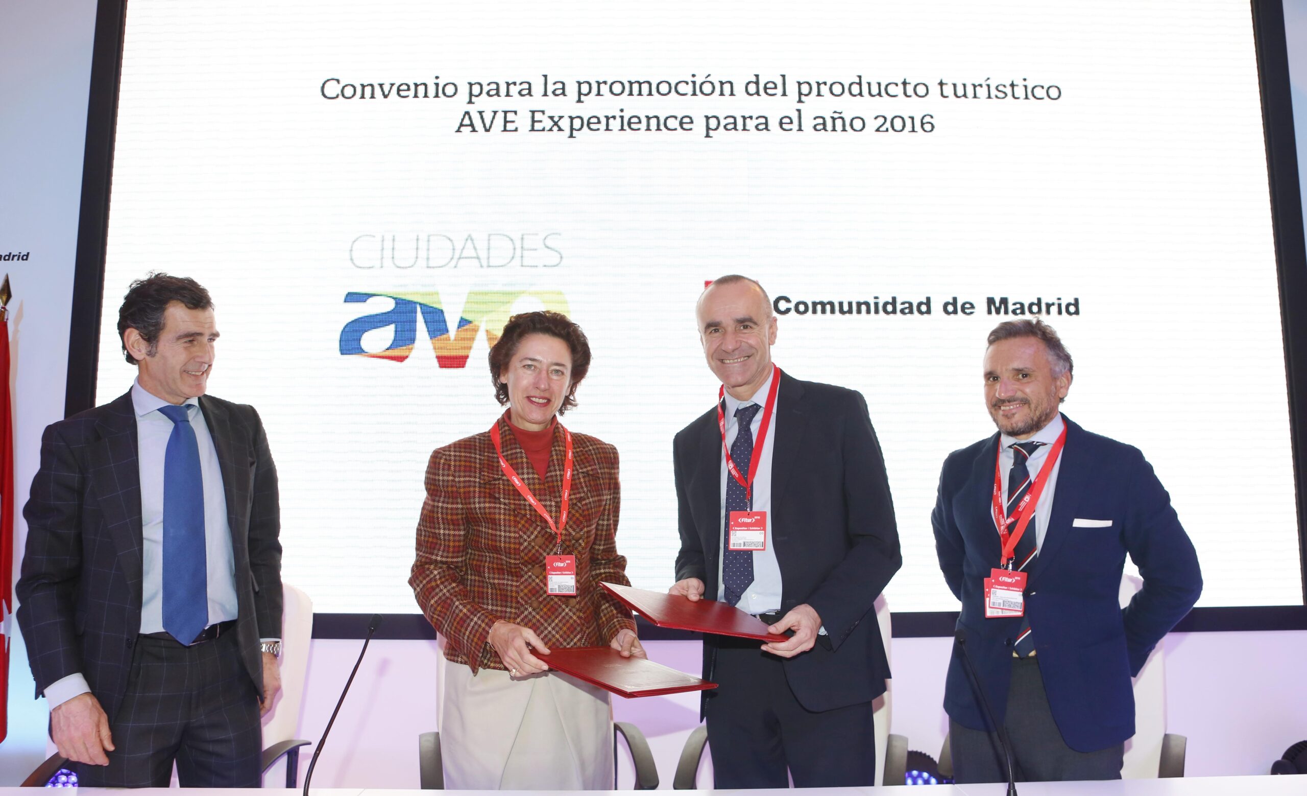 Castilla La Mancha y Madrid renuevan su convenio de colaboración, en FITUR, con la Red de Ciudades Ave